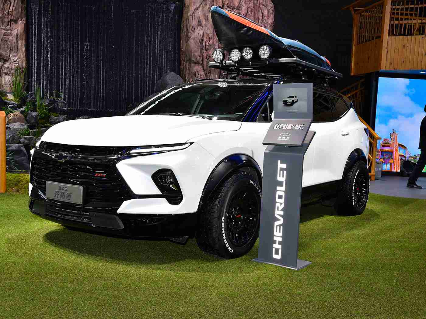 亚洲经典一区二区,亚洲汽车市场风云变幻，一区二区新车争艳，爆款车型盘点来袭！-2