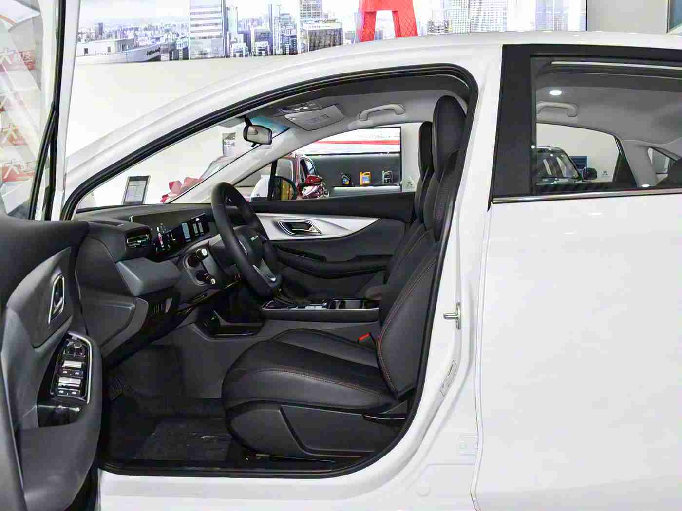 亚洲经典一区二区,亚洲汽车市场风云变幻，一区二区新车争艳，爆款车型盘点来袭！-4