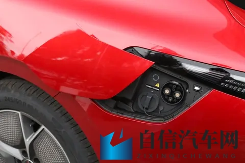 800V平台+8295芯片，标配更丰富，2025款星纪元ES实力如何？-1