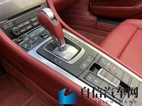 沃尔沃XC90上新 当安全牌沦为遮羞布 情怀还能透支多久-1