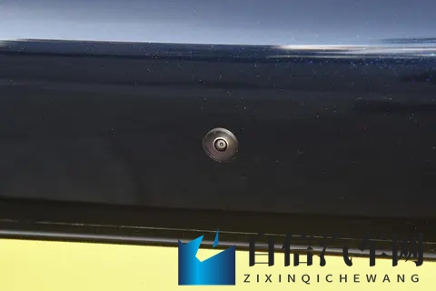 静态体验别克至境世家：尺寸看齐极氪009、真龙插混更全能-1