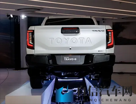 新一代丰田Hilux Travo全球首发,新增电动版!-3