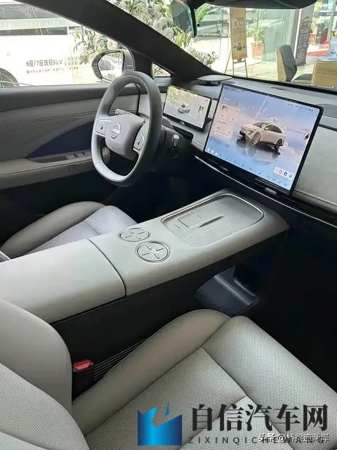 qqclivevipapp 十年沉淀2022：汽车服务平台创新先锋，十年磨一剑，未来可期！-1