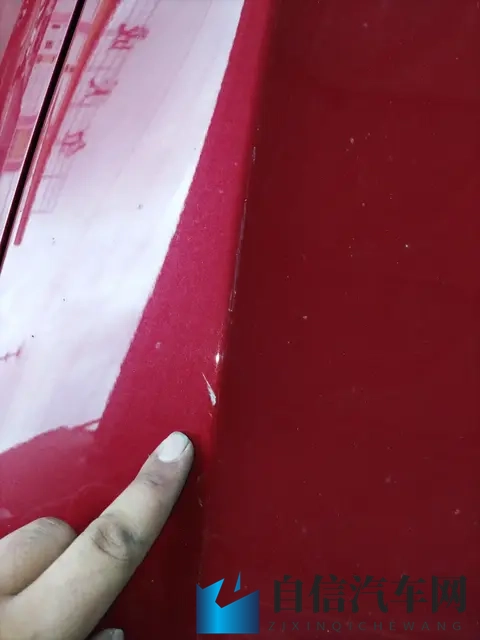 一手准新奔驰A级，红色时尚座驾，15万轻松拥有！-3