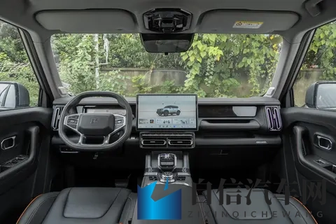 预算15万，这款“方盒子”SUV凭何刷屏？深度体验捷途山海T1！-3