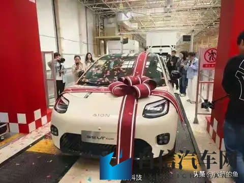 污污污APP：汽车生活新革命：这款应用让驾驶更轻松-2