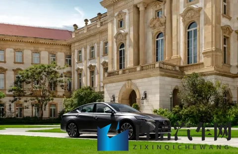 当威兰达也玩起“域控”，燃油车的智能反击开始了-1