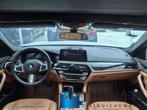 20款宝马5系，8万公里，1988万拿下豪华座驾！-1