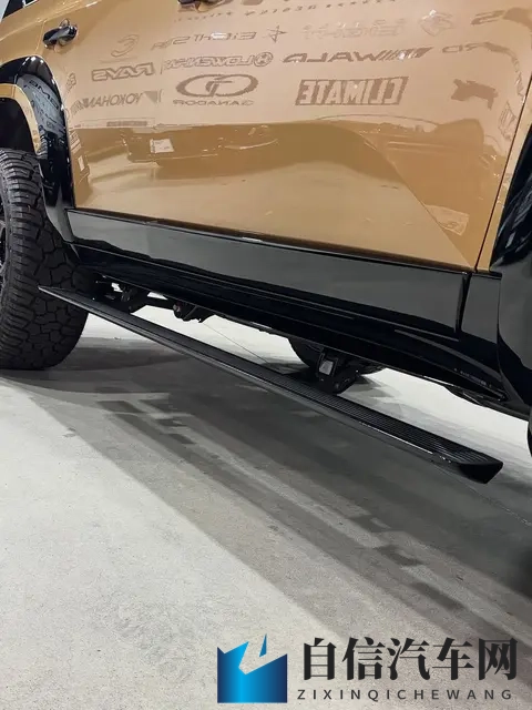 丰田普拉多GMG版亮相 配专属外观套件 造型硬核-2