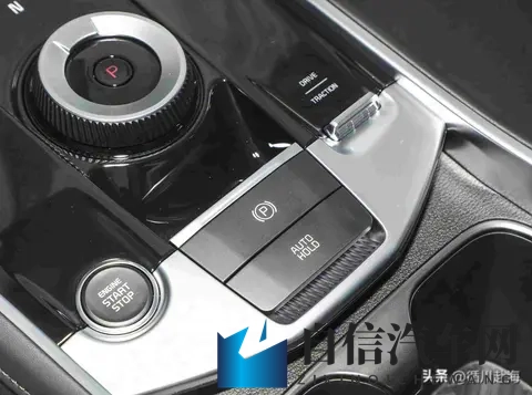 性欧大片：欧洲激情大片，视觉盛宴不容错过-2