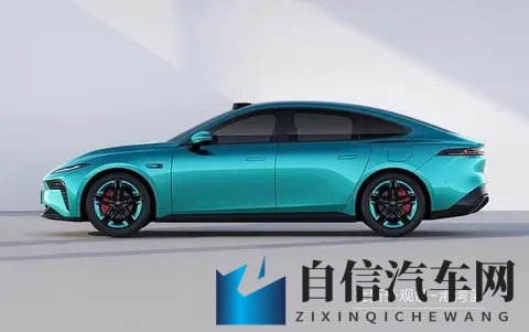 全家试驾东风奕派eπ007+:智美超能轿跑,低至1499万元入手!-1