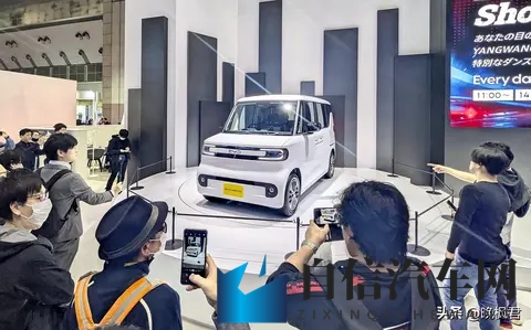 2026款吉利银河星舰7 EM-i正式上市 限时指导价958万元起-1