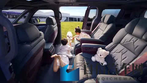 高端MPV的家用实力派，极氪009的多重购车福利值得关注-1