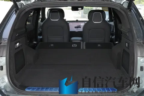 2025款星纪元ET：黄金增程+雪豹四驱，家用SUV的优选-1