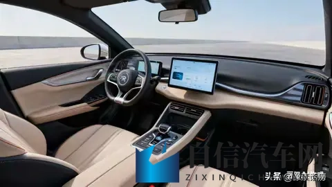 新款元PLUS实测级升级！75度电+230KW太香了-3