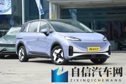 五菱星光730正式上市，配置与价格解析-1