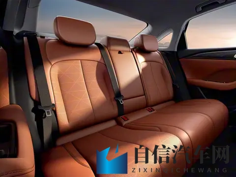 黄色破解版软件:汽车电子新挑战:破解软件影响揭秘-2