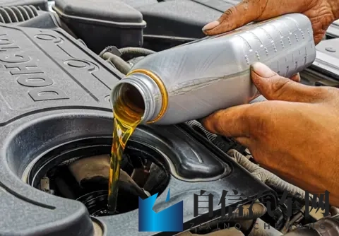 养车别乱来！这4个禁区碰不得，否则爱车提前退休-1