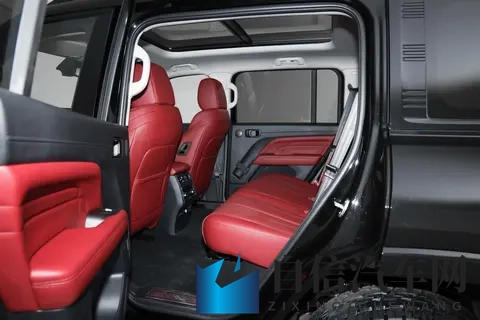 自主品牌燃油四驱中大型SUV对比,领克09和哈弗H9该如何选?-3