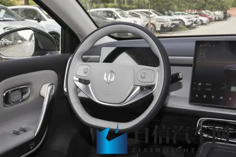 吉利升级星舰7，电池加大到298度，续航升至155公里-1