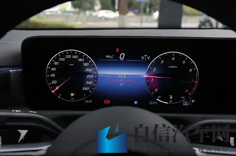 差价244万怎么选?奔驰A级136马力丐版没雷达,建议直上163马力-1