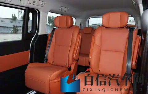 老北汽也凑热闹MPV，锐胜M8增程版预售1698万起，贵不贵？-2