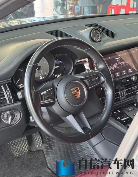保时捷Macan S准新车,29T引擎,48秒破百,圆你跑车梦-1