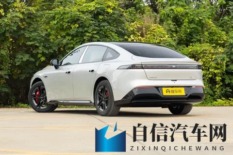 东风奕派eπ007+：纯电续航新标杆，驾趣与科技并存-3