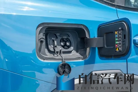 15 万预算，这款方盒子真四驱，通勤露营都适合，值得选吗？-2