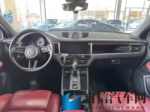 保时捷Macan S准新车,29T引擎,48秒破百,圆你跑车梦-2