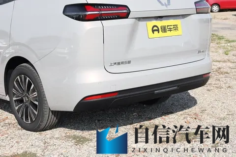 半月订单破万，738万起确实香！劝你别买最低配，选不对不如不买-2