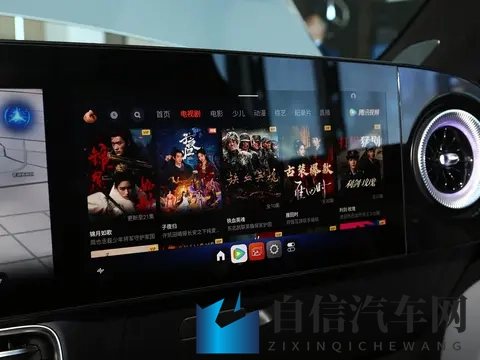 荒野女战士2满天星版：冒险精神新代表，这款车外观狂野内饰豪华-2