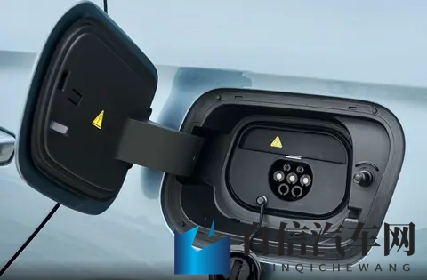 优惠后688万起，定位紧凑型车的银河星耀6，实力究竟怎样？-2