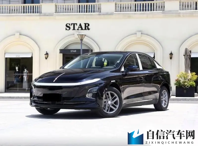 男生女生一起羞羞羞：汽车生活：男女共筑驾驶乐趣-1