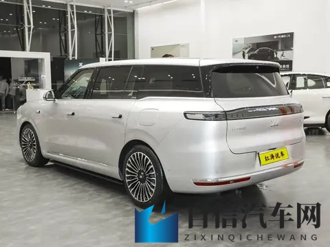 智己LS9上市，冰箱_彩电_大沙发，灵蜥数字底盘，尺寸大过理想L9-1