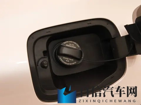 东风日产N6开启预售 1099万元起 搭载插混系统-2