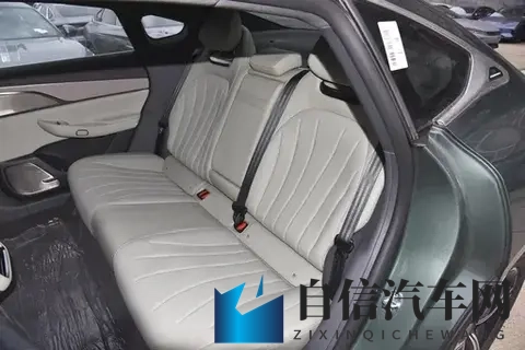 2025款星途星纪元ES：中大型车热门之选，11月购车有福利-1