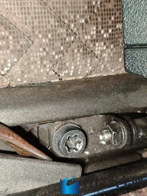 把流萤焯出白水怎么回事：汽车冷却系统白水之谜，揭秘流萤现象-2