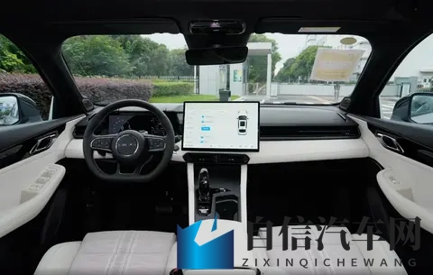 10万买20T+8AT，65秒破百，操控不输宝马，这车能火？-1