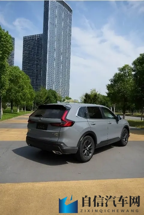 黄软件免费下载3.0.3每天更新：汽车保养攻略：机油选择与更换技巧揭秘-2