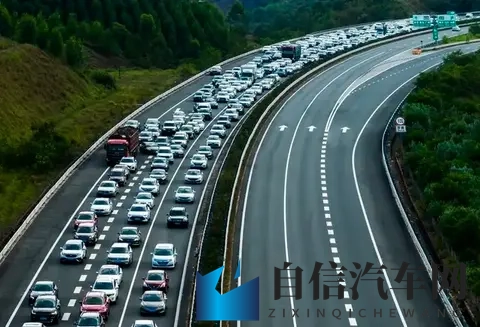 黄色软件2023：汽车安全升级：揭秘2023年驾驶革命新科技-2