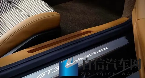 保时捷911 GT3 Touring Ocelot限量特别版官图正式发布-2