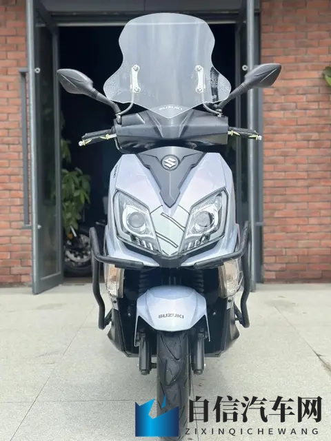 2025年踏板摩托车怎么选 看完这篇再下单-3