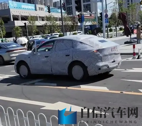 小鹏汽车又一款新车曝光！小鹏mona SUV新谍照！-2