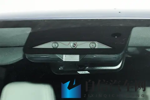 试了方程豹钛7之后，感觉生活都轻快不少，适合全家一起出游-2