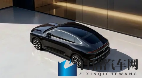 预判精准如真人，新一代智己LS6辅助驾驶实测有惊喜-1