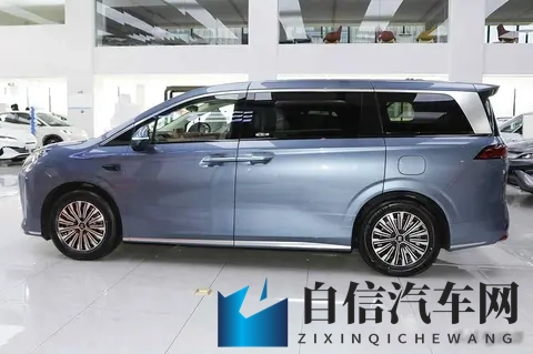 比亚迪夏降价了，家庭用户乐了，行业慌了-2