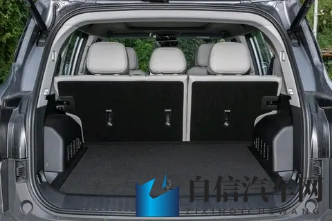 试驾|15万级电混SUV卷出新高?这台方盒子带你诗和远方-2