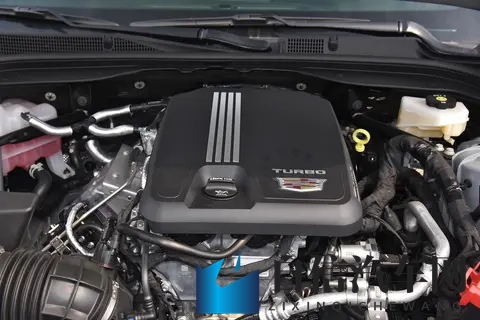 不到30万落地 后驱+限滑差速器+美系豪华，凯迪拉克CT5配置解析-1