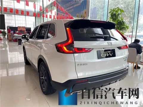 陈冠希阿娇13分钟视频：明星驾跑车诠释汽车文化，揭秘生活方式新潮流-2